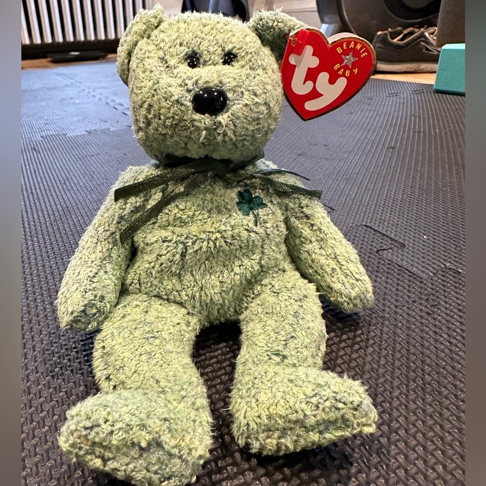 5/$30 - Beanie Baby - Shamrock